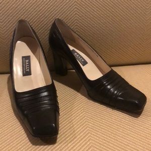 BALLY Black leather heels